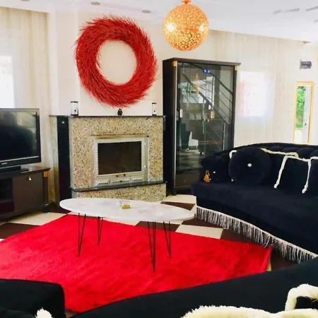 Luxury With Private Pool In Kusadası